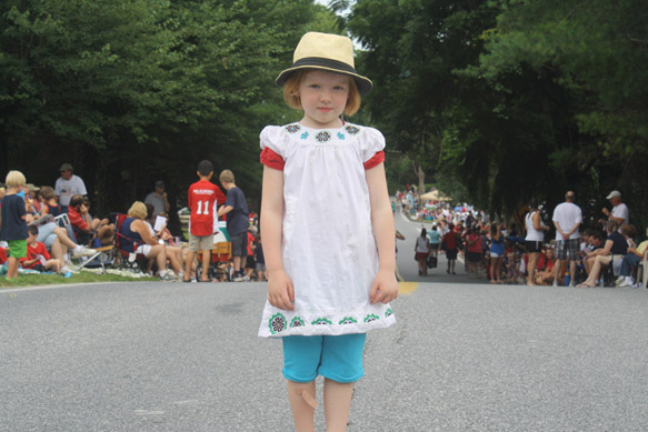 ww77_web_independence_day_parade.1