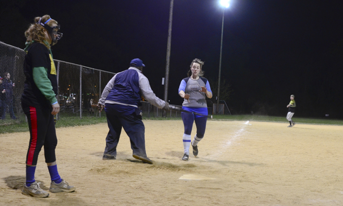 A_Spring_League_Softball_12