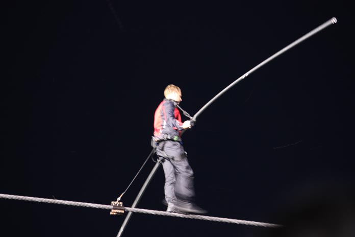 CCMA_Wallenda_Niagra_Falls_10