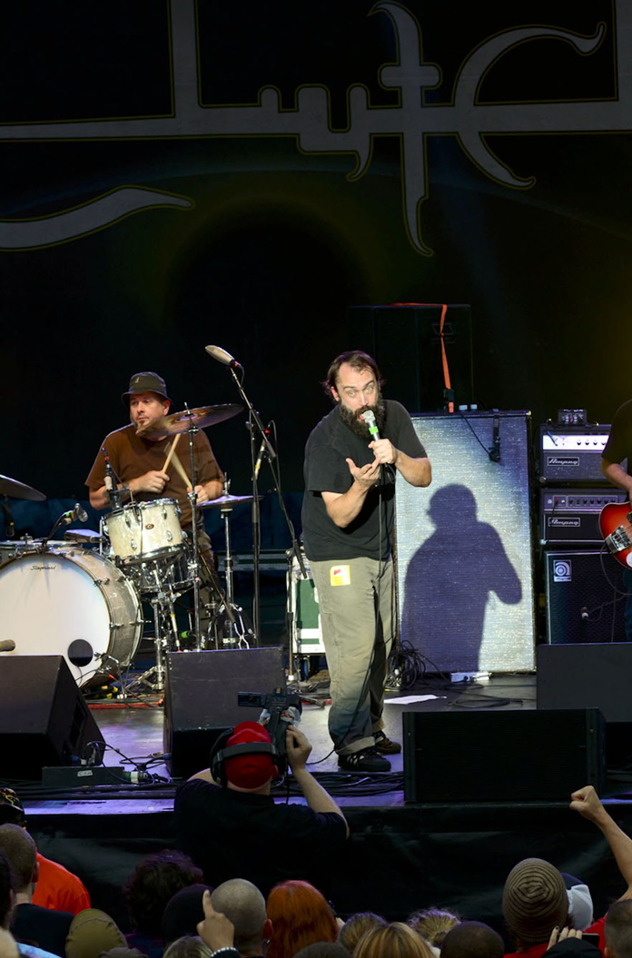 Clutch_NeilFallon_Singer_JeanPaulGastor_drums_Artscape_PL