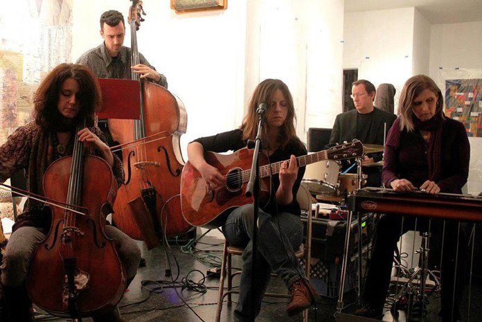 Baltimore_Folk_Festival_EmberSchrag(center)