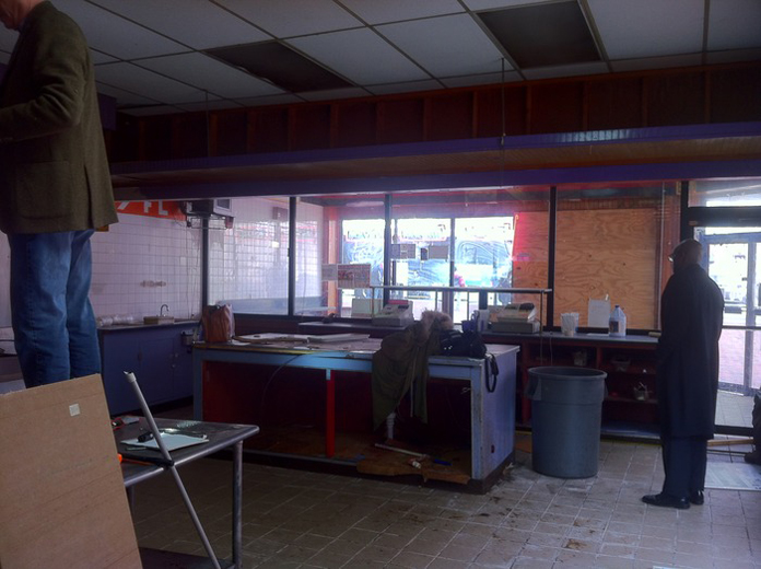 New_York_Fried_Chicken_Station_North_Before